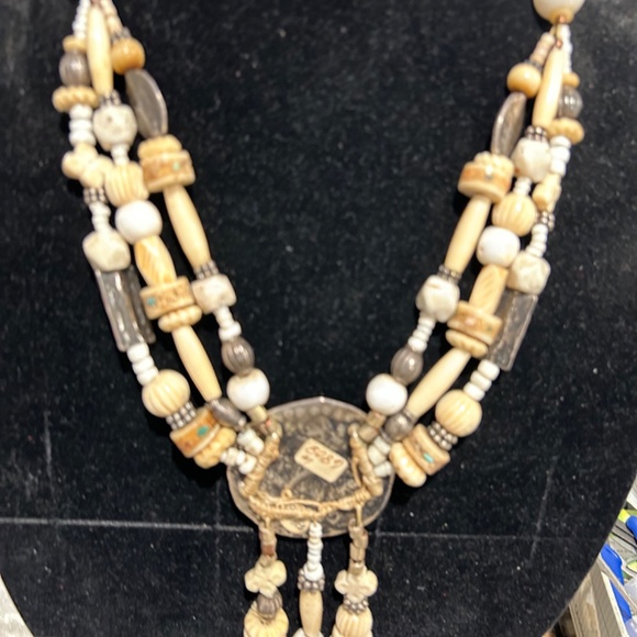 Mummy’s Bundle Extraordinary Necklace - Picture 2 of 8